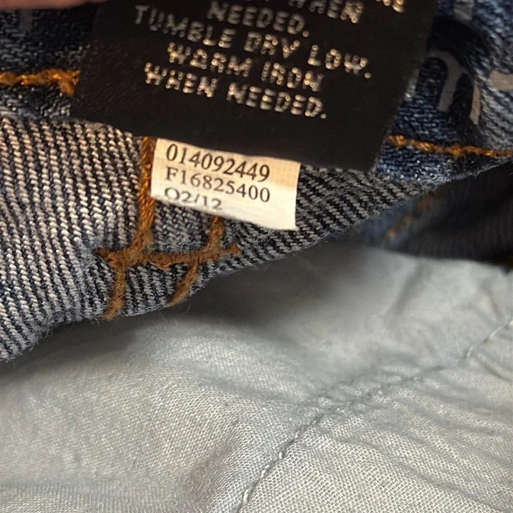 Mossimo Skinny Premium Denim Women’s Faded Reg Wash Sz 8L Jeans